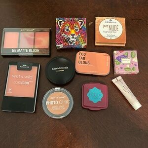 Bundle of blush, bronzer, foundation, concealer